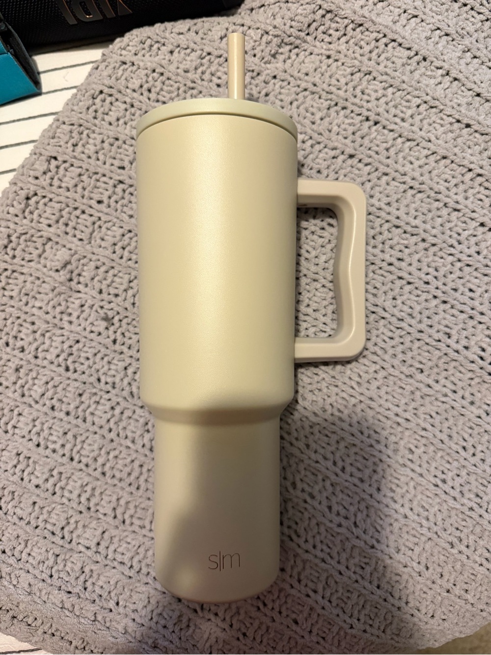 Simple Modern 40 oz Trek Tumbler with Handle and Straw Lid